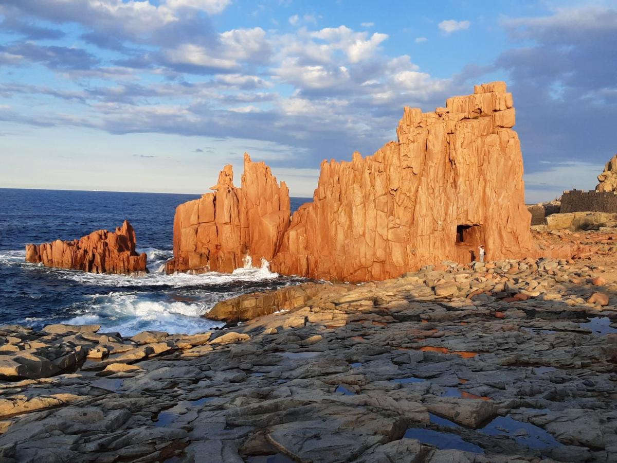 Villetta Il Faro Sul Mare Àrbatax Buitenkant foto